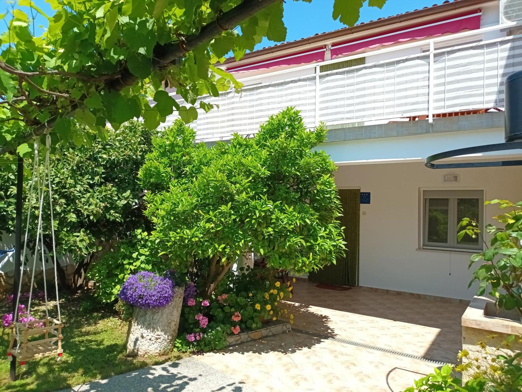 Holiday House Danica Banjole Exterior photo
