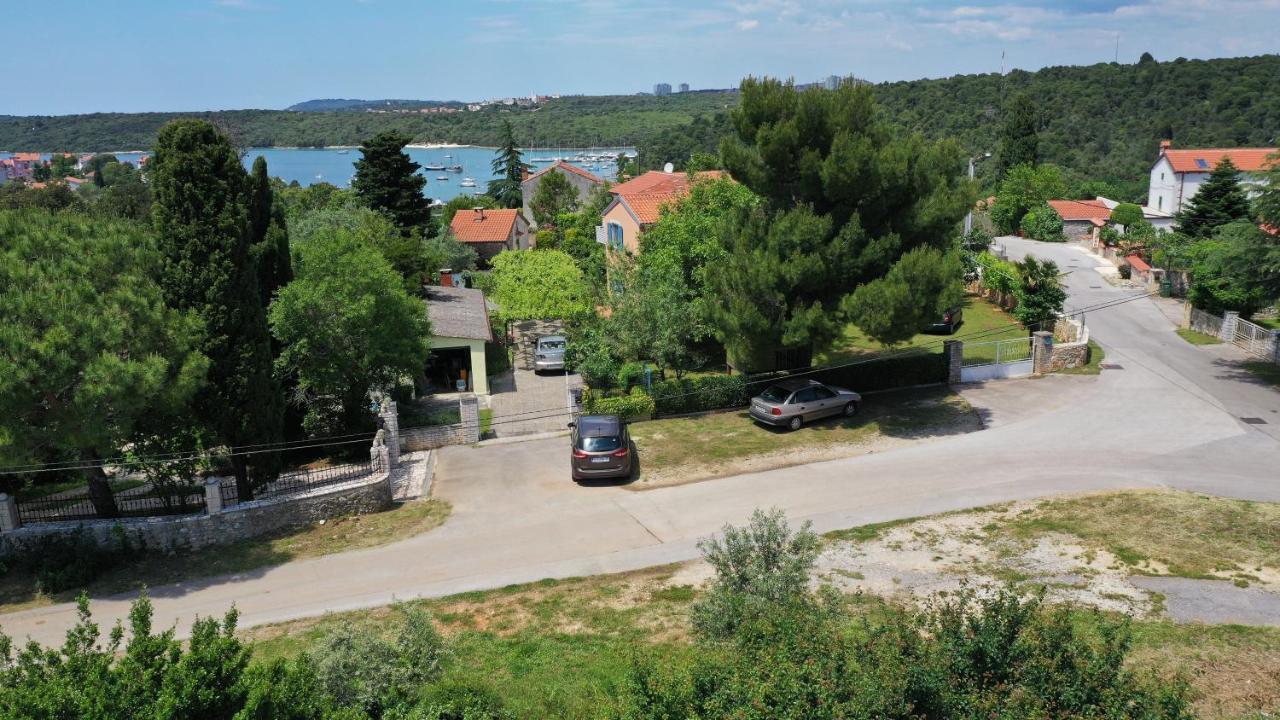 Holiday House Danica Banjole Exterior photo